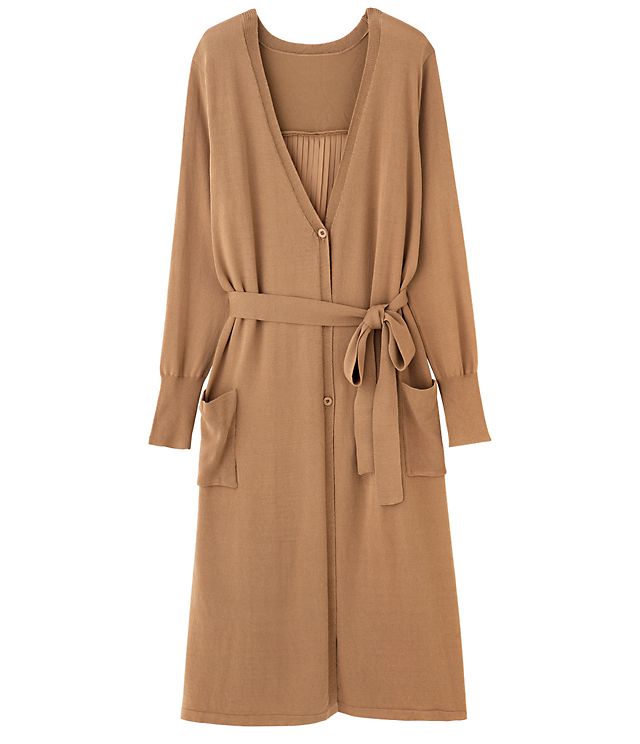 Back pleated long knit carde